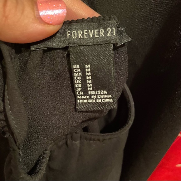 Forever 21 Choker Sleeveless Romper Black Size Medium - Picture 5 of 8